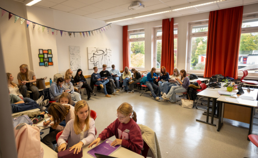 999 Schüler. 42 Länder. Ein Projekt.